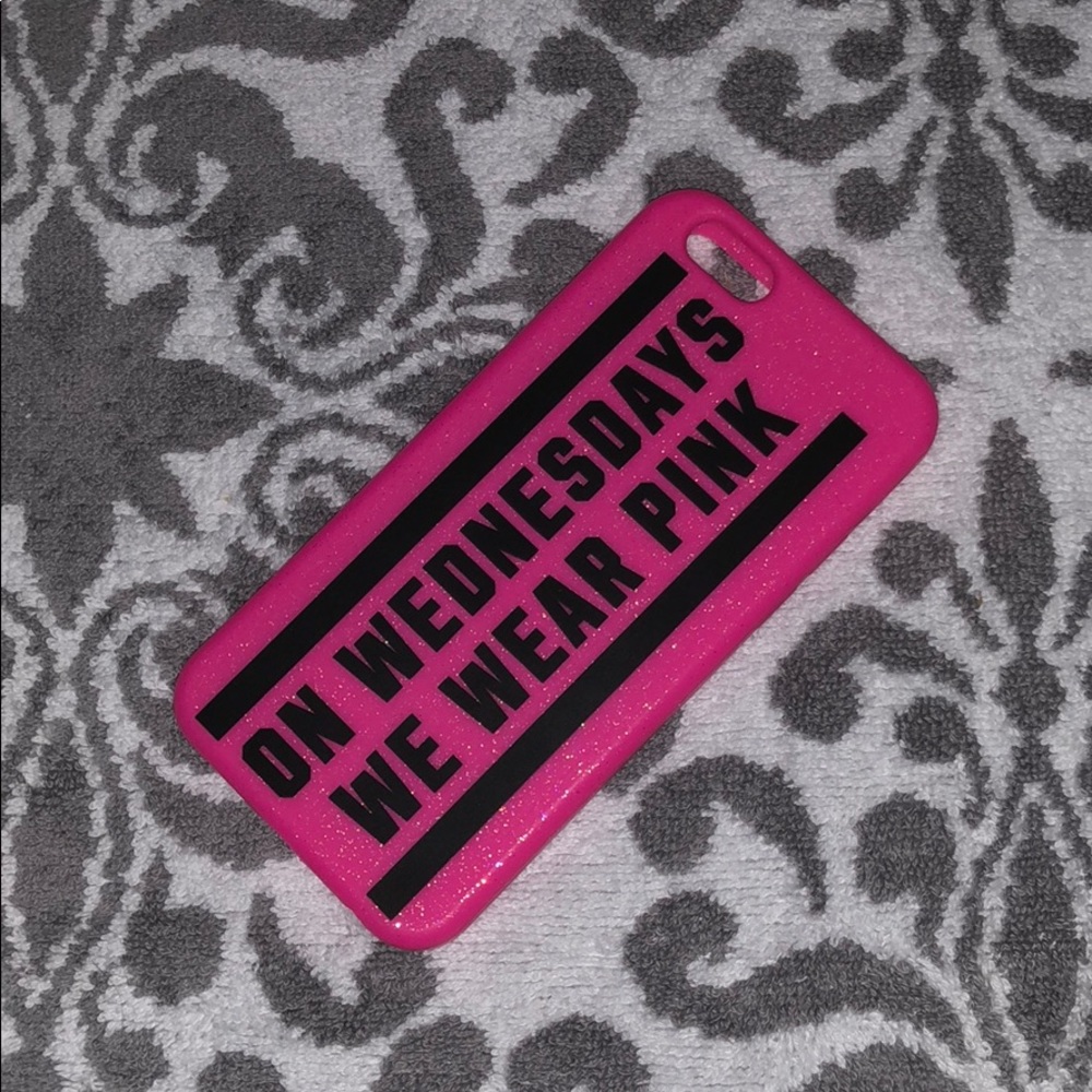 Pink VS iPhone 6/6s case